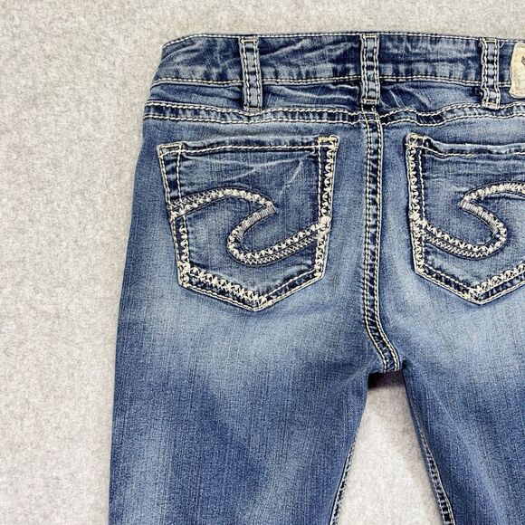 Silver Tuesday Capri Jeans Women’s 31x23 Medium Wash Fluid Denim Straight - Picture 13 of 16